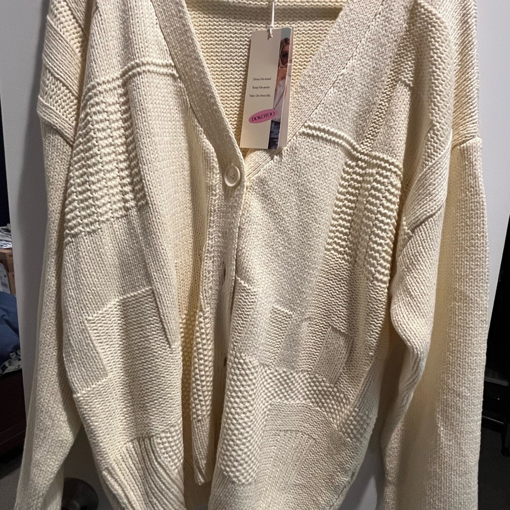 Chic Ivory Knit Oversized Cardigan